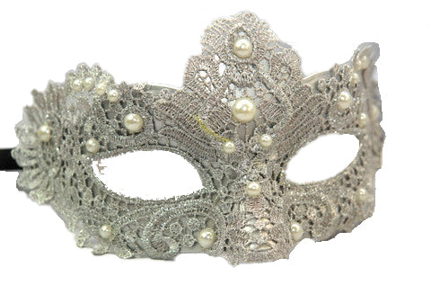 Silver Lace Pearl Mask