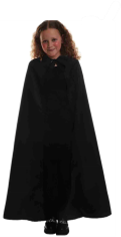 HOODED BLACK CAPE