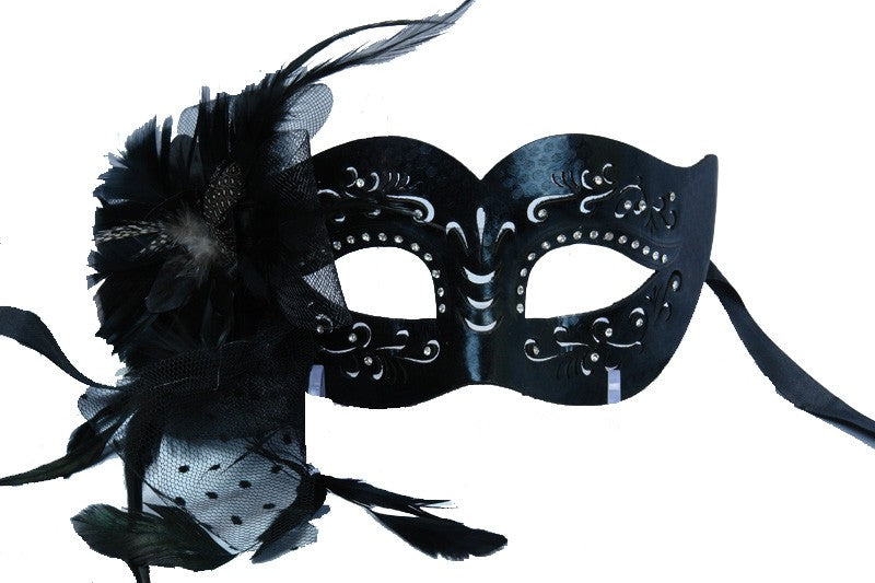 Black Feather Mask